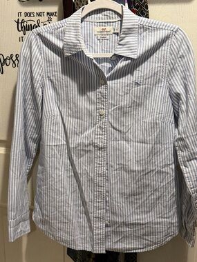 Vineyard Vines Light Blue & White Striped Button-Up Shirt
